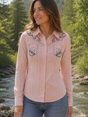 Roar Light Pink Embroidered Western Snap Shirt, Size L